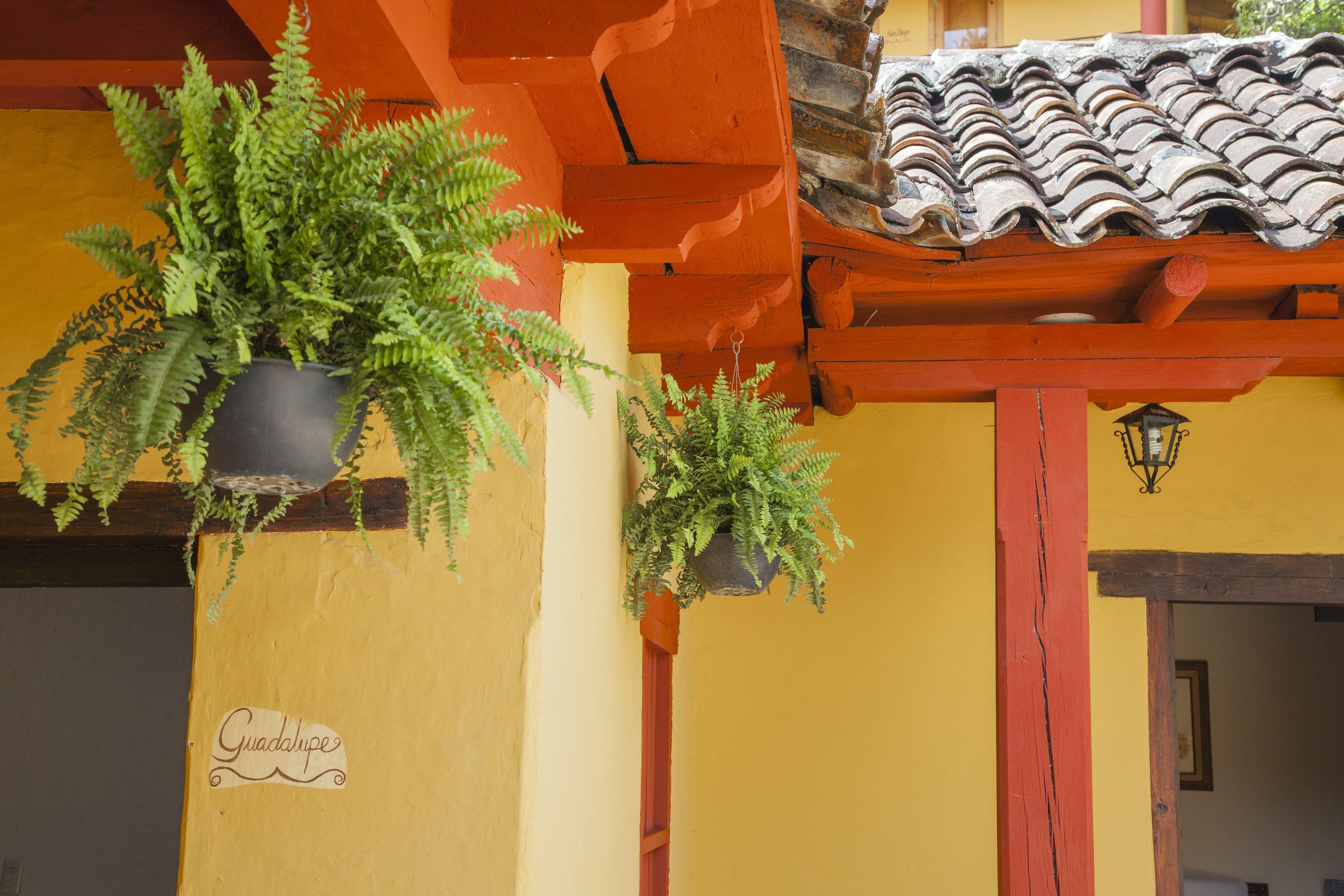 Hotel Adobe Y Teja San Cristobal de las Casas Exterior photo